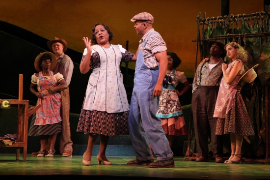 Photo Flash: FINIAN'S RAINBOW 'Shines' at Broadway's St. James Theatre Image