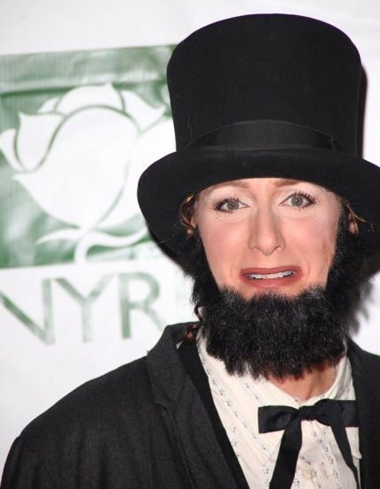 Photo Coverage: Bette Midler's HULAWEEN 2009 Benefit Image