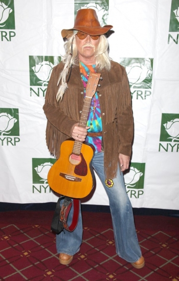 Photo Coverage: Bette Midler's HULAWEEN 2009 Benefit Image