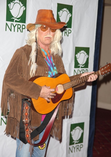 Photo Coverage: Bette Midler's HULAWEEN 2009 Benefit Image