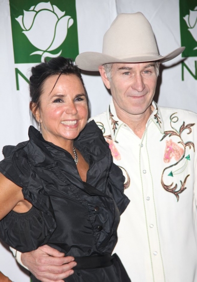 Photo Coverage: Bette Midler's HULAWEEN 2009 Benefit Image