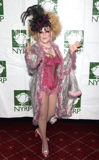 Photo Coverage: Bette Midler's HULAWEEN 2009 Benefit Image