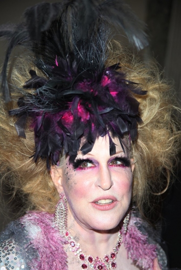 Photo Coverage: Bette Midler's HULAWEEN 2009 Benefit Image