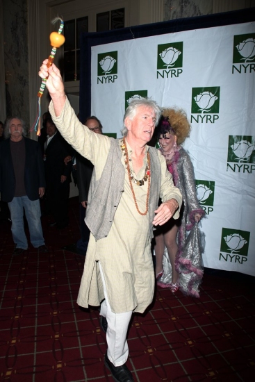 Photo Coverage: Bette Midler's HULAWEEN 2009 Benefit Image
