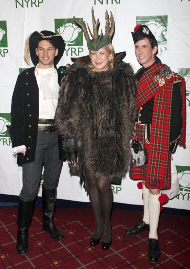 Photo Coverage: Bette Midler's HULAWEEN 2009 Benefit Image