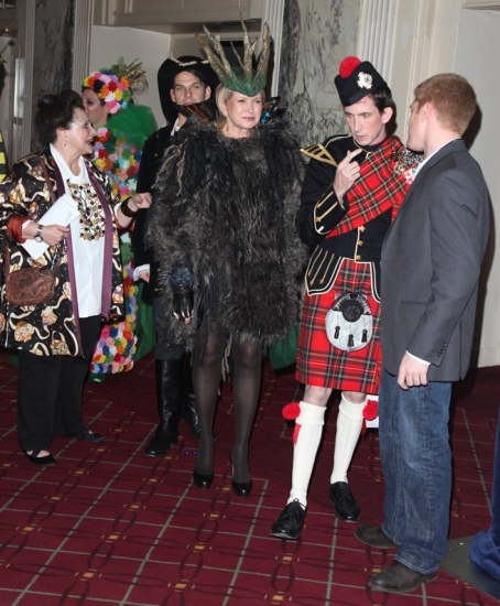 Photo Coverage: Bette Midler's HULAWEEN 2009 Benefit Image