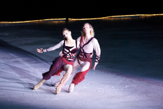 Photo Flash:  Ice Theatre of NY Honors Paul Wylie 
