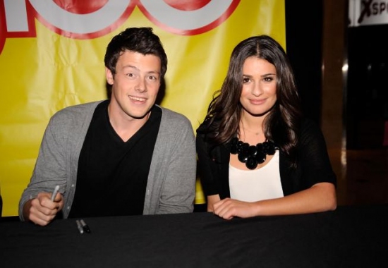 Photo Flash: GLEE Cast CD Signing at Garden City's Roosevelt Field Mall Image