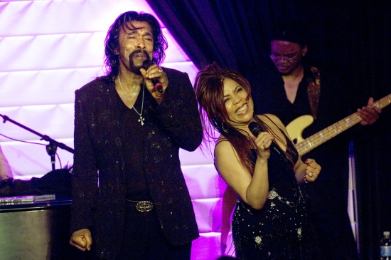 Photo Flash: Ashford & Simpson Return To The Rrazz Room Image