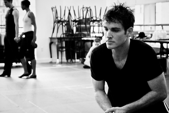 Photo Coverage: The Cast of Paper Mill Playhouse's ON THE TOWN Meets the Press! Image
