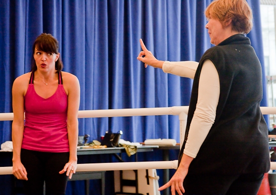 Photo Coverage: The Cast of Paper Mill Playhouse's ON THE TOWN Meets the Press! Image