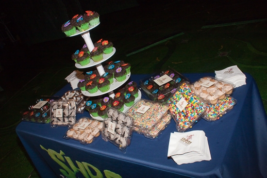 Photo Coverage: SHREK THE MUSICAL Celebrates One Year on Broadway and Bids Star Brian d'Arcy James Farewell Image