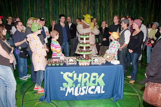 Brian d'Arcy James and the cast of Shrek the Musical Photo