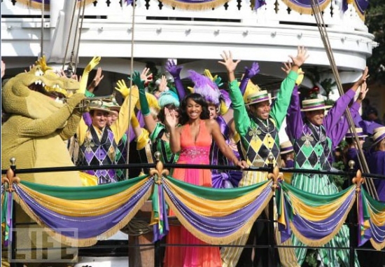Anika Noni Rose and Disney Parade cast Photo