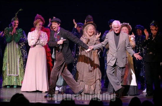 Photo Flash: MARY POPPINS Ahmanson Theatre Opening Image