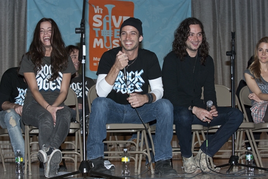 Photo Coverage: ROCK OF AGES and VH1 Save The Music Visit PS/IS 111 Image