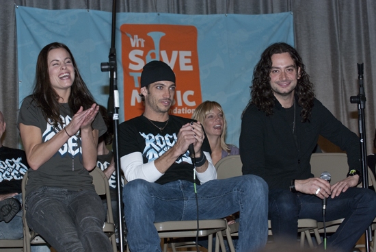 Katherine Tokarz, James Carpinello and Constantine Maroulis Photo