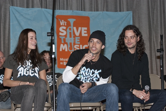 Photo Coverage: ROCK OF AGES and VH1 Save The Music Visit PS/IS 111 Image