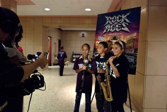 Photo Coverage: ROCK OF AGES and VH1 Save The Music Visit PS/IS 111 Image