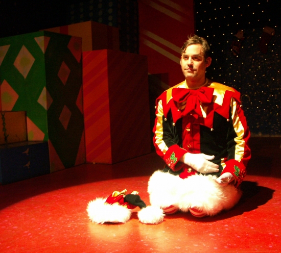 Photo Flash: Nicholas Brendon in THE SANTALAND DIARIES Image