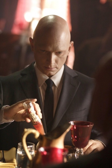 Photo Flash: Michael Cerveris Returns to Fox's FRINGE 11/19 Image