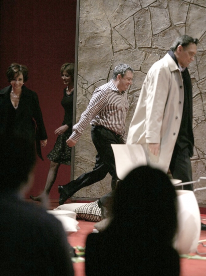Photo Coverage: The New Cast of GOD OF CARNAGE Debuts! Image