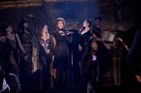Photo Flash: More New NINE Images Revealed Image