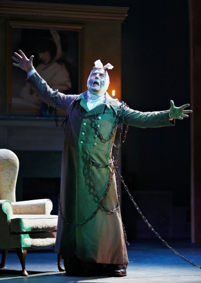 Photo Flash: Gareth Hale Stars In Arts Theatre's A CHRISTMAS CAROL Image