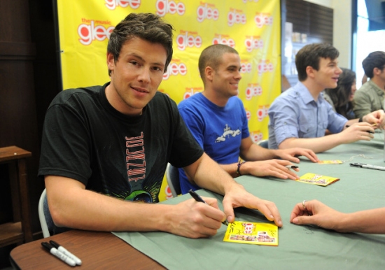 Photo Flash: The GLEE Cast CD Signing at LA's The Grove Image