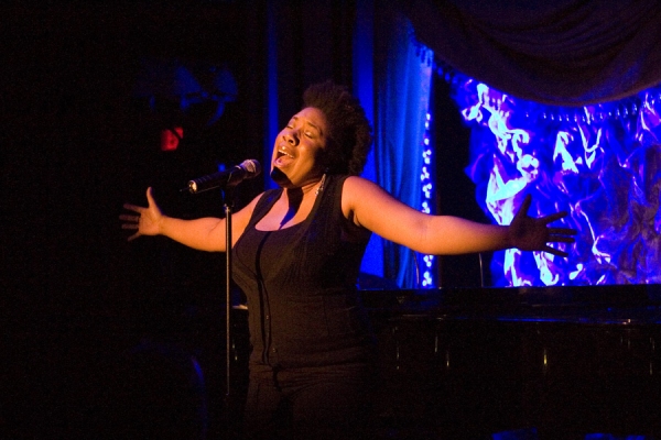 Photo Flash: Melinda Doolittle Debuts at FEINSTEIN'S Image