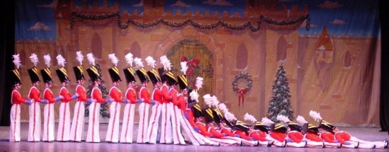 Photo Coverage: Broadway's Sarah Pfisterer Stars in Reagle Christmas Spectacular Image