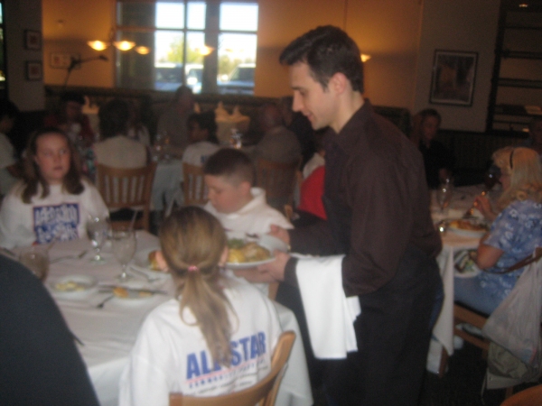 Photo Flash: Cast Members From PEEPSHOW, PHANTOM THE LV SPECTACULAR & JERSEY BOYS Give Back Image