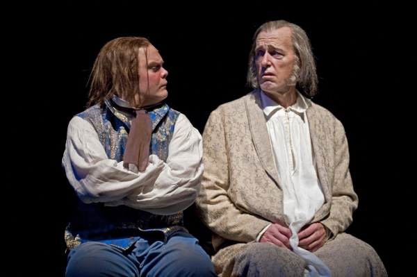Photo Flash: Goodman Theatre's A CHRISTMAS CAROL Image