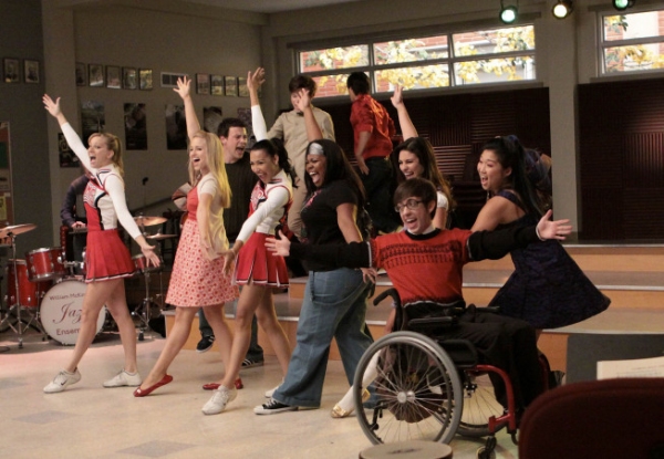 Photo Flash: GLEE - Fall Finale Episode Sneak Peek - 'Sectionals' Image