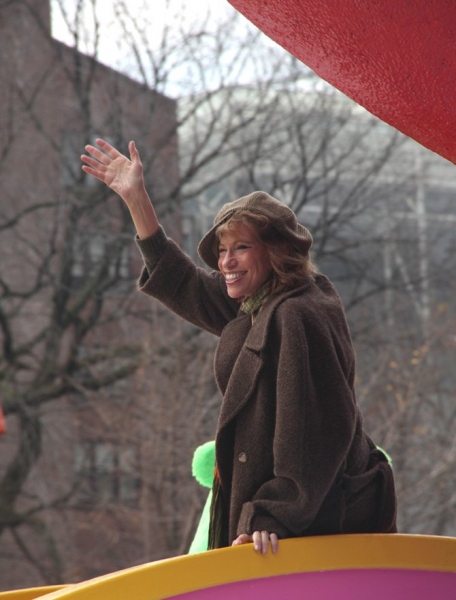 Photo Coverage: The 83rd Edition of the 'Macy's Thanksgiving Day Parade' - The Women Image