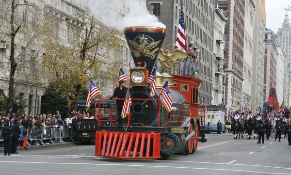 Photo Coverage: The 83rd Edition of the 'Macy's Thanksgiving Day Parade' - The Men Image