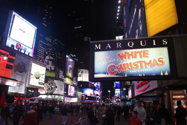 Photo Coverage: IRVING BERLIN'S WHITE CHRISTMAS' Broadway Opening Night - The Gypsy Robe Ceremony! Image