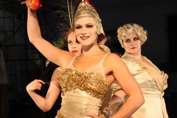 Photo Flash: Company XIV's Apple Triptych Image