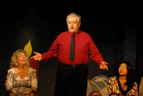 Photo Flash: Laurel Mill Playhouse Presents UH OH HERE COMES CHRISTMAS Image