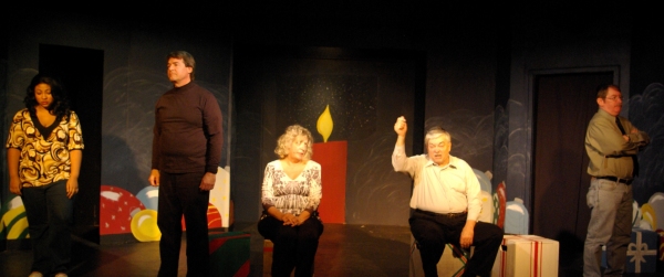 Photo Flash: Laurel Mill Playhouse Presents UH OH HERE COMES CHRISTMAS Image