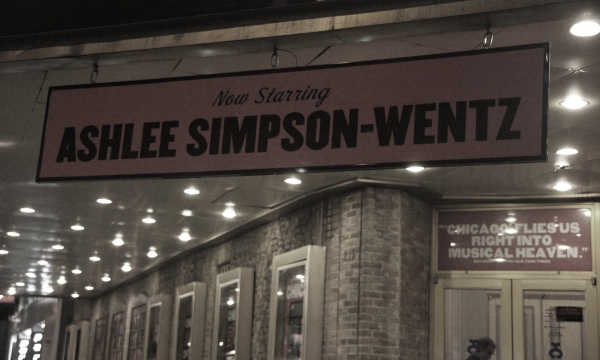 Photo Coverage: Ashlee Simpson-Wentz Debuts in CHICAGO! Image