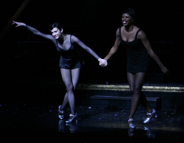 Photo Coverage: Ashlee Simpson-Wentz Debuts in CHICAGO! Image