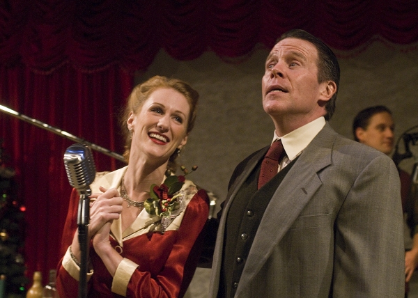 Photo Flash: IT'S A WONDERFUL LIFE: A LIVE RADIO PLAY at Taproot Theatre Image