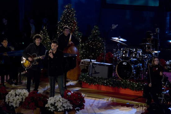 Photo Coverage: 2009 Rockefeller Christmas Tree Lighting! Image