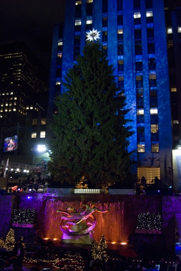 Photo Coverage: 2009 Rockefeller Christmas Tree Lighting! 