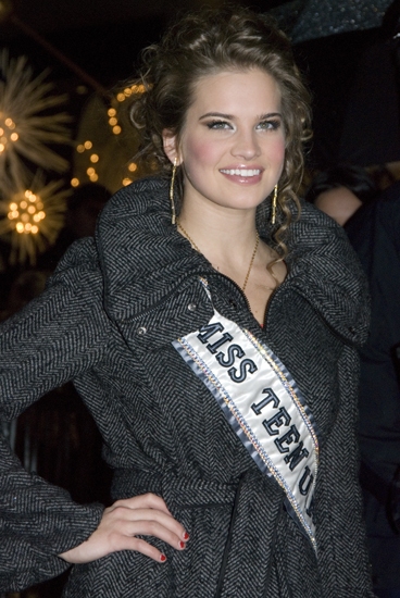 Photo Coverage: 2009 Rockefeller Christmas Tree Lighting! Image