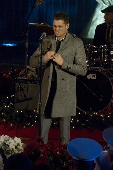 Photo Coverage: 2009 Rockefeller Christmas Tree Lighting! Image