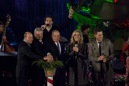 Photo Coverage: 2009 Rockefeller Christmas Tree Lighting! Image