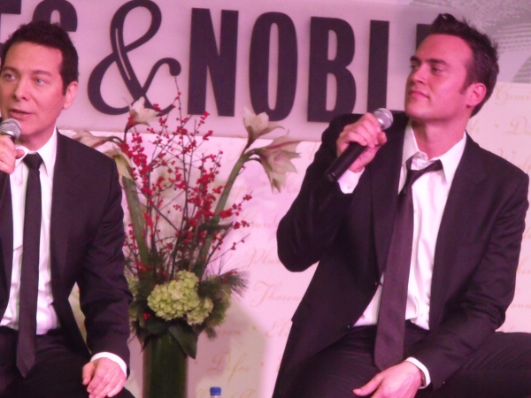 Photo Coverage: Michael Feinstein and Cheyenne Jackson Sign and Sing at Barnes & Noble Image