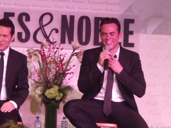 Photo Coverage: Michael Feinstein and Cheyenne Jackson Sign and Sing at Barnes & Noble Image